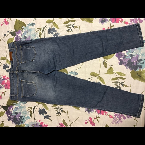 Ripped Jeans - Picture 3 of 4